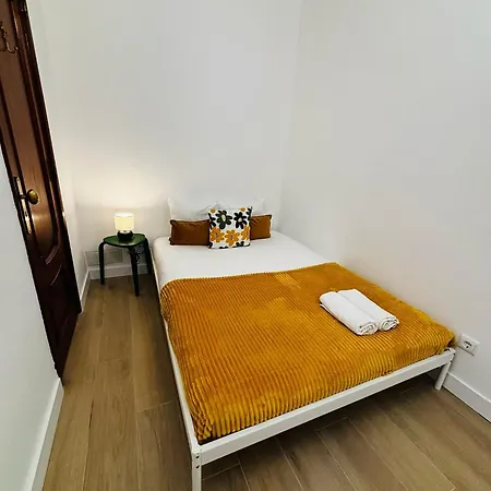 Albergue Location For Tourists, Centre *