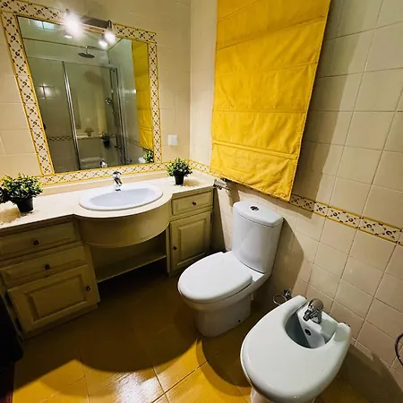 Albergue Location For Tourists, Centre *