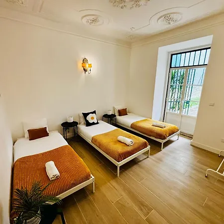 Albergue Location For Tourists, Centre *