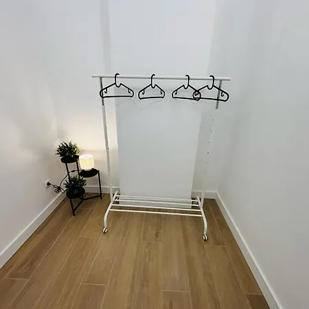 Location For Tourists, Centre *