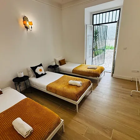 Location For Tourists, Centre Hostel Lisboa