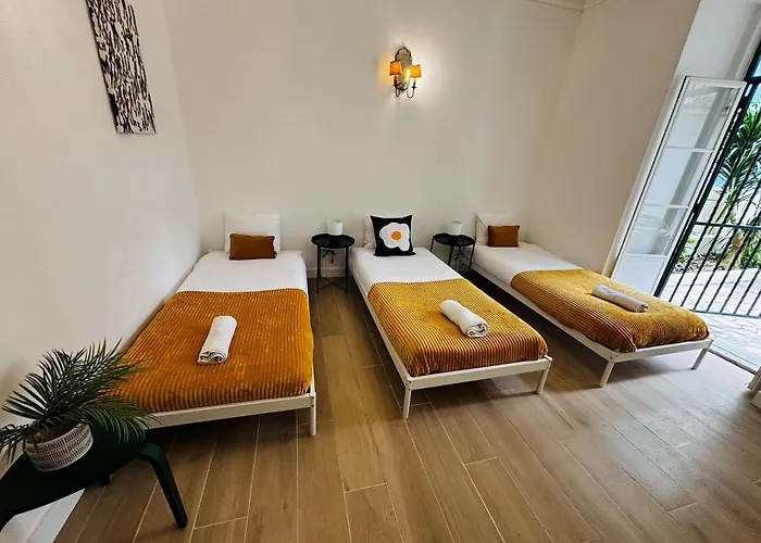 Location For Tourists, Centre Hostel