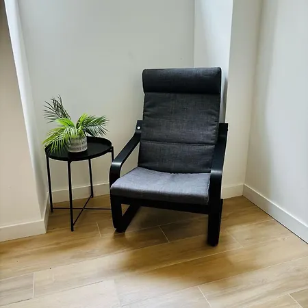 Location For Tourists, Centre *